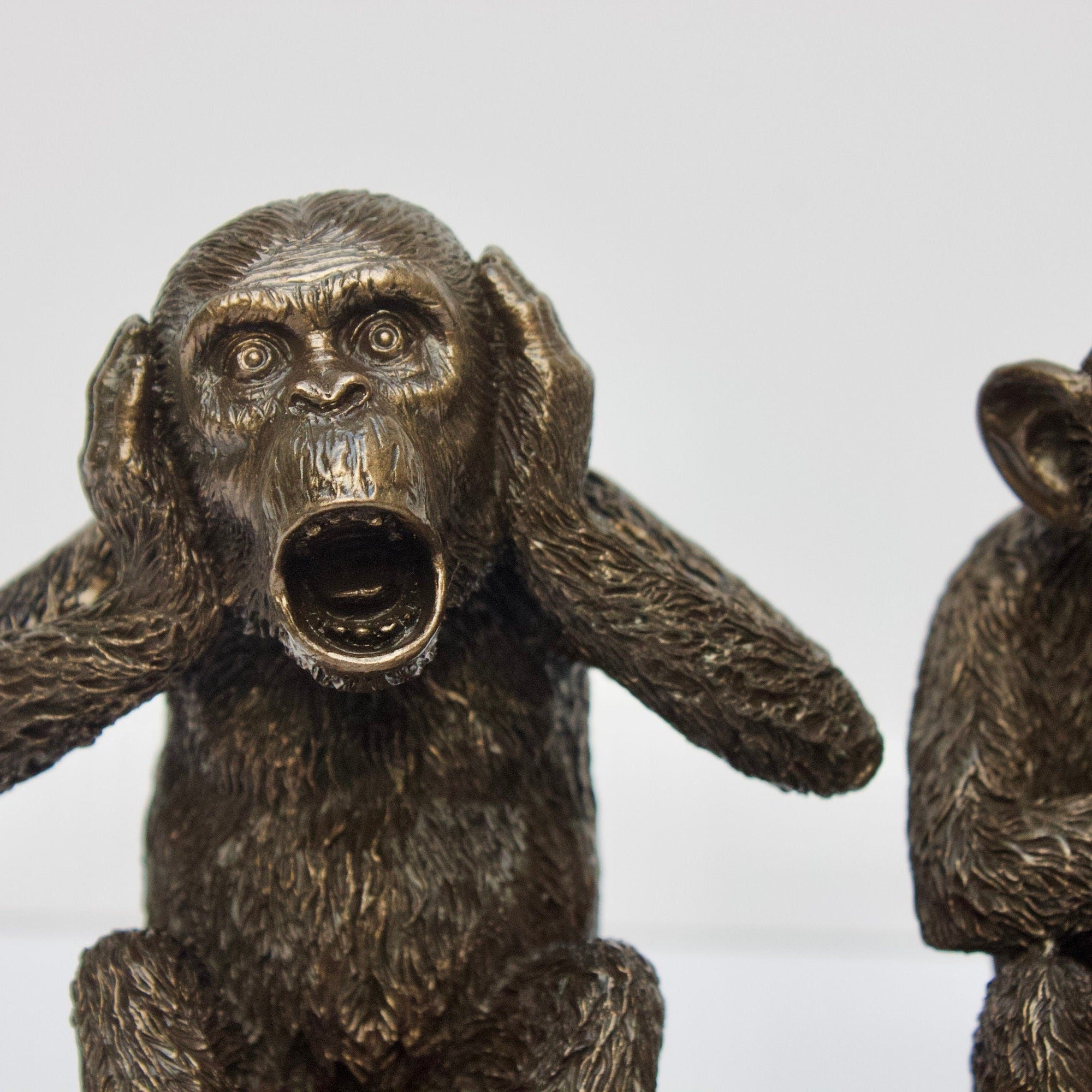Three Wise Monkeys Statue: Veronese Bronze Resin Decor