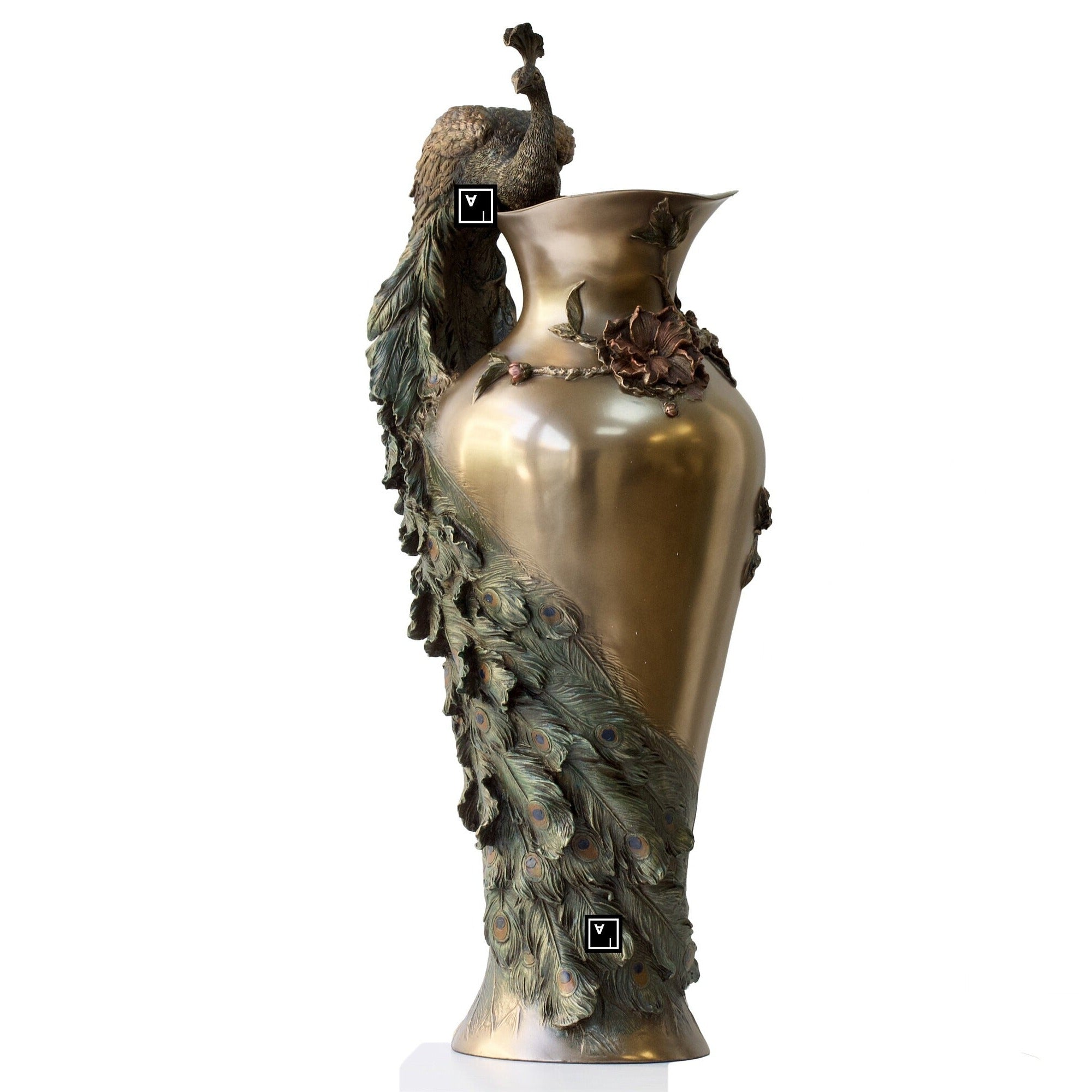 16.93 Art nouveau Peacock Vase