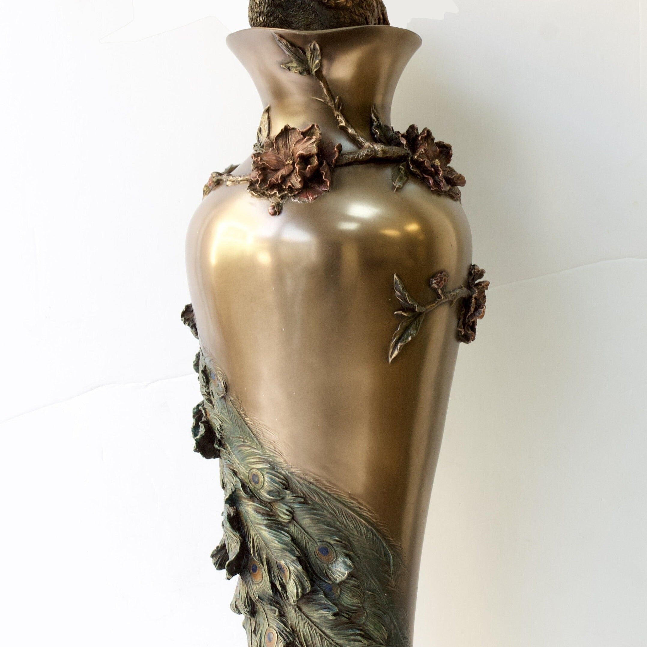 16.93 Art nouveau Peacock Vase