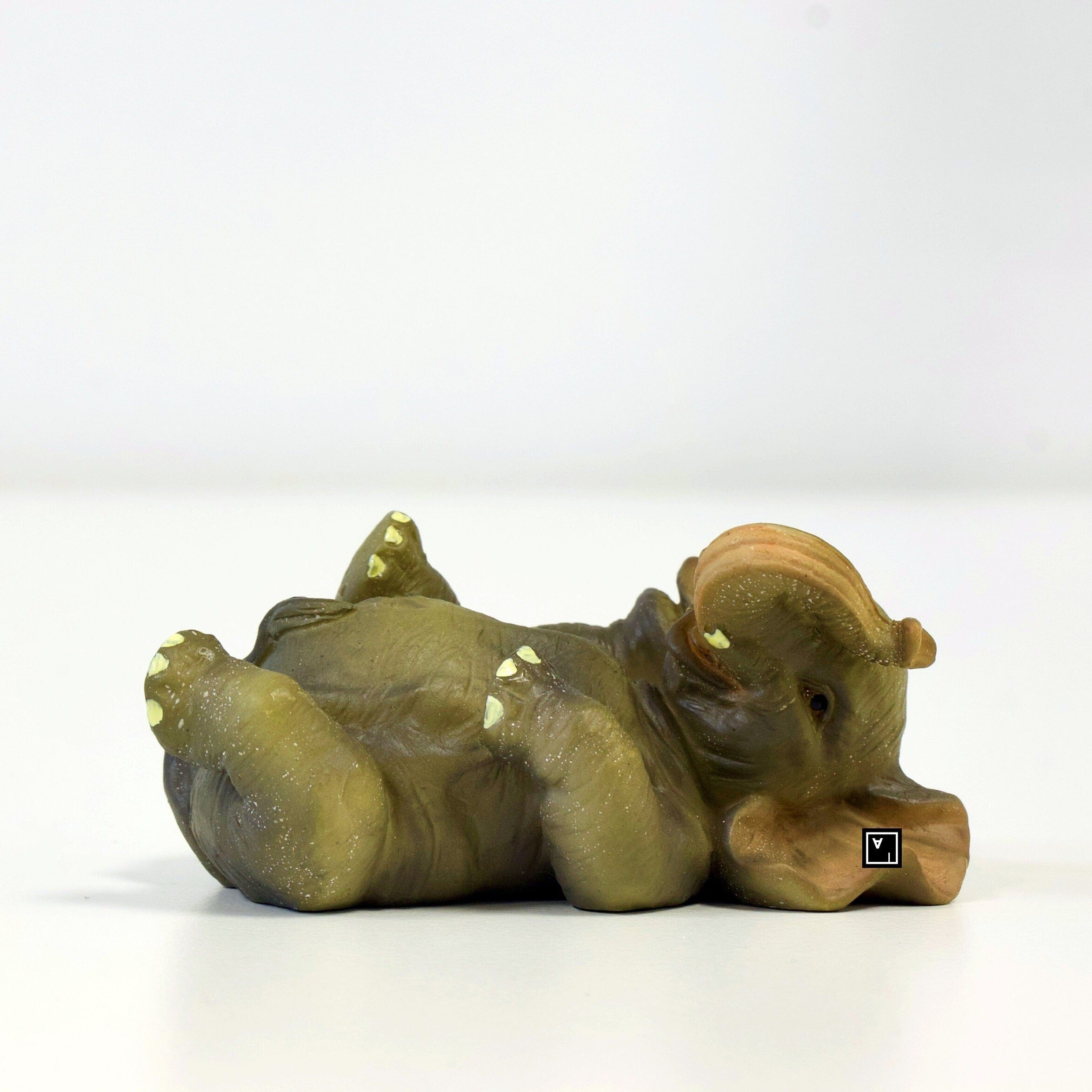 Seven Pieces Baby Elephant Figurine. Good Luck baby Elephants