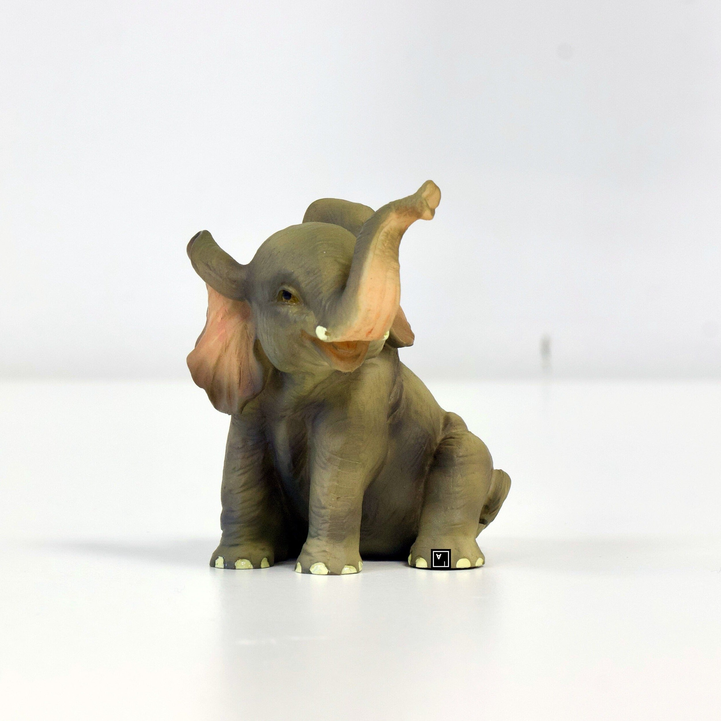 Seven Pieces Baby Elephant Figurine. Good Luck baby Elephants