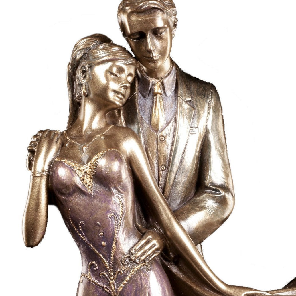 Picture Frame Couple in Love