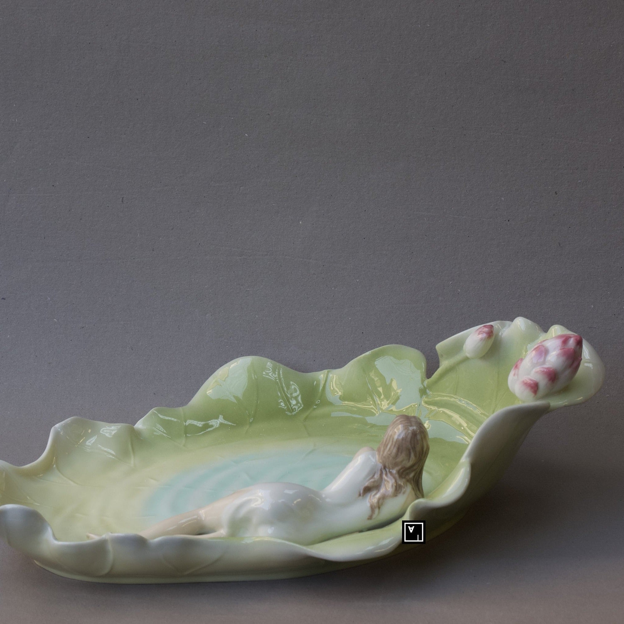 Maiden on Lotus Leaf Porcelain Tray