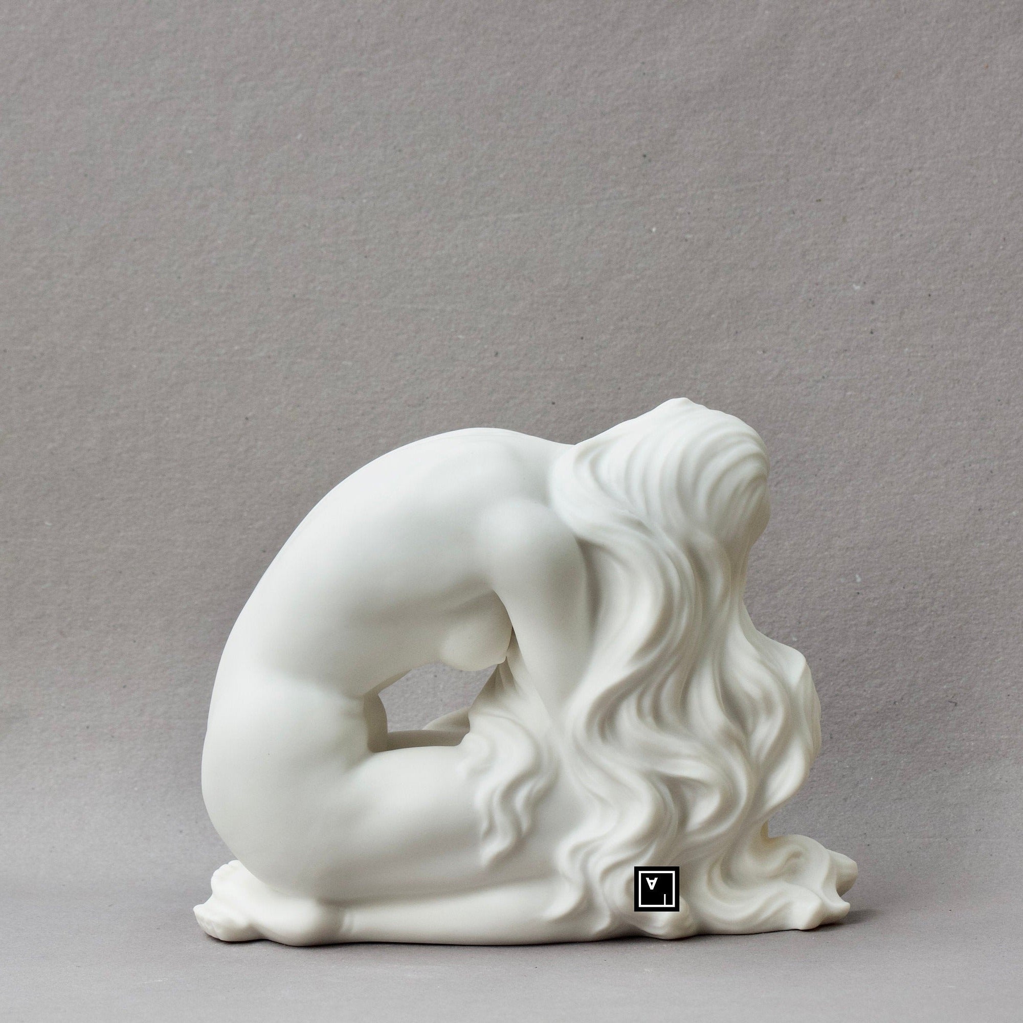 Fine Porcelain Nude Woman Sculpture, Matt Finish