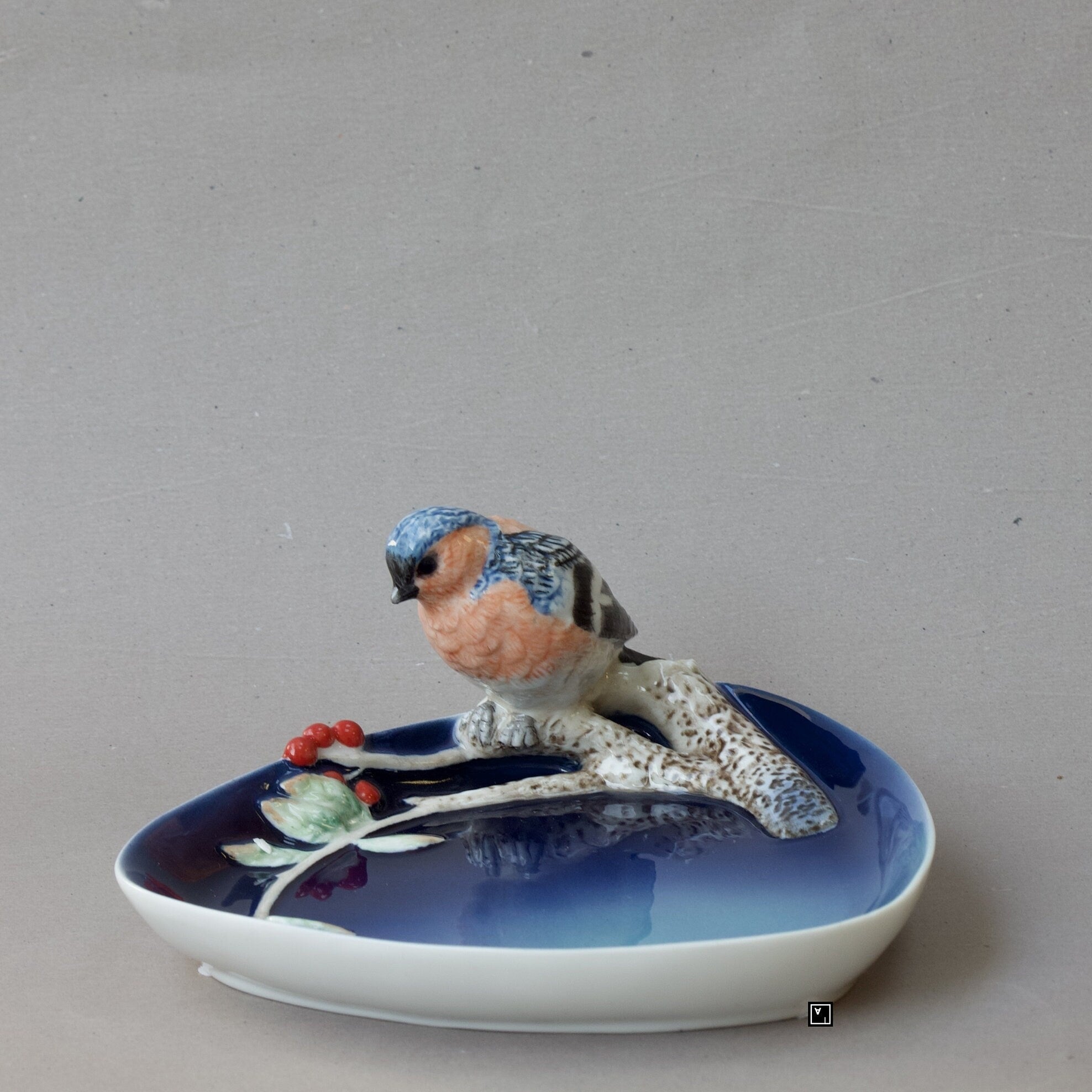 Blue Fine Porcelain Tray with Bird