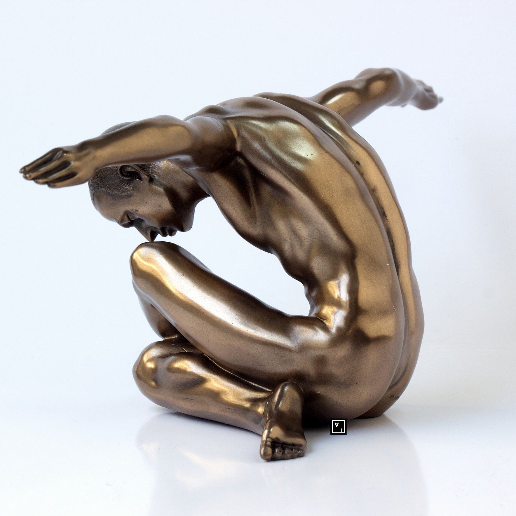 Male Nude Arms Outstretched Sculpture, Arm Stretching Man Bronzed Statue