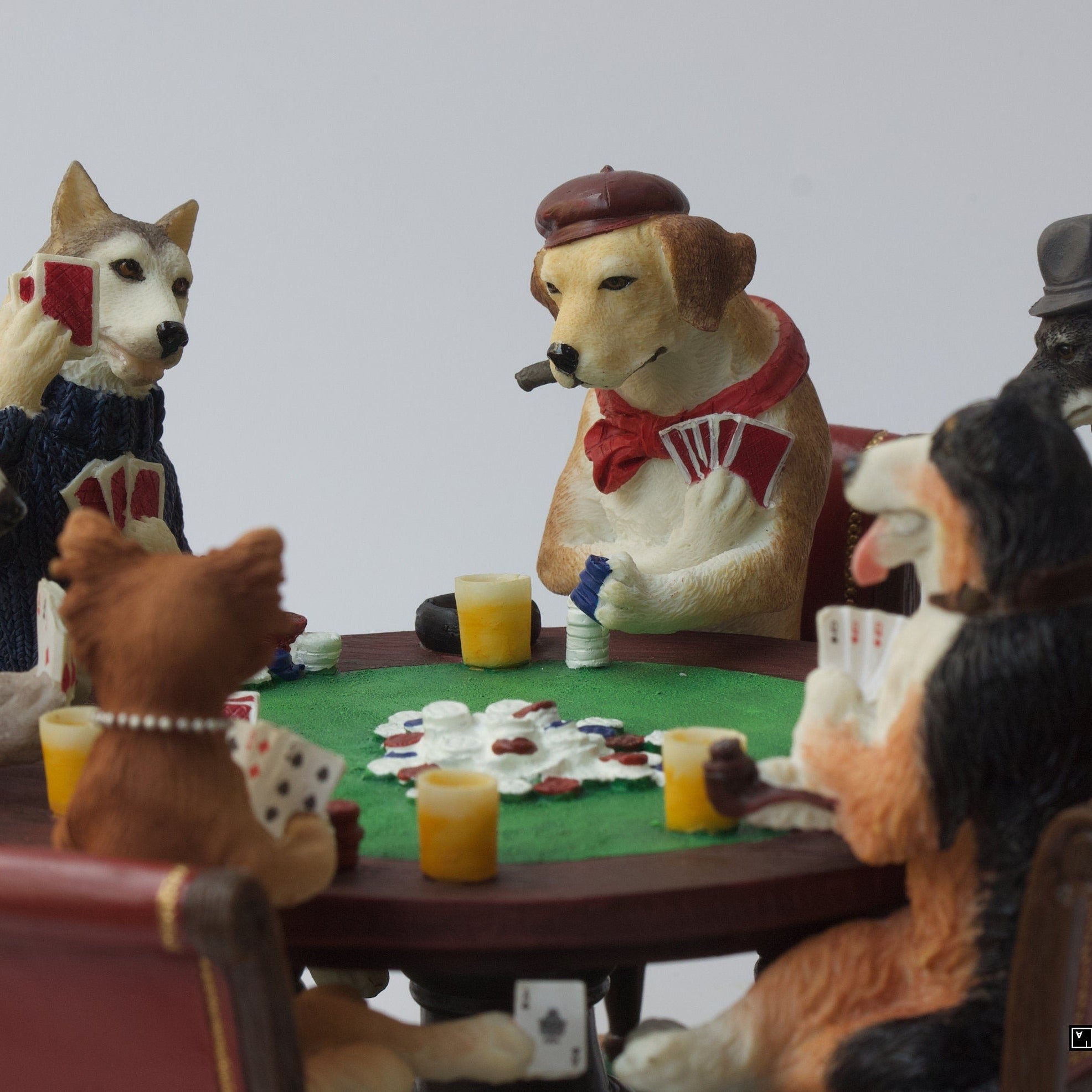 Dogs Playing Poker Figurine: Cold Cast Resin Statue
