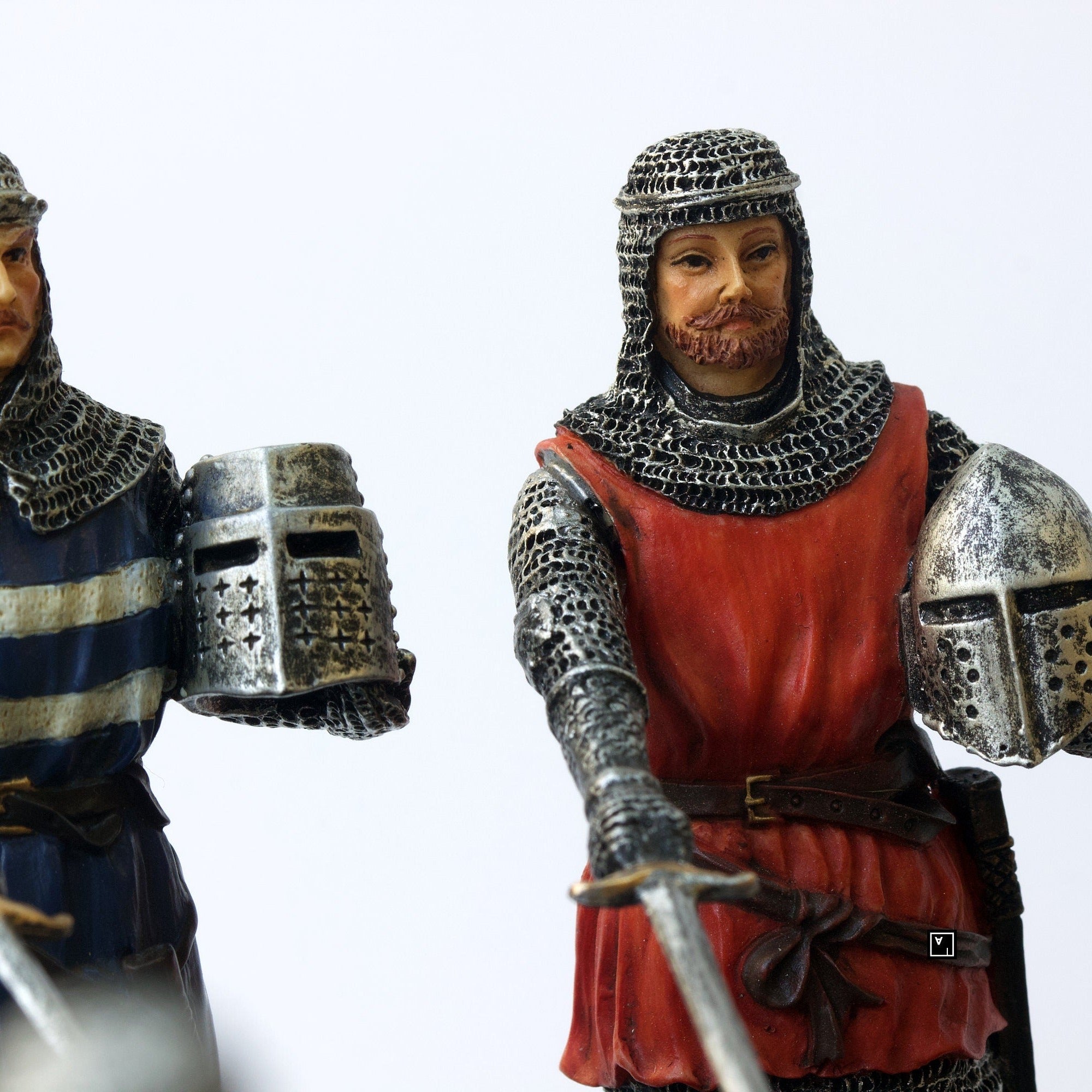 King Arthur with 12 Knights of the Round Table Statue