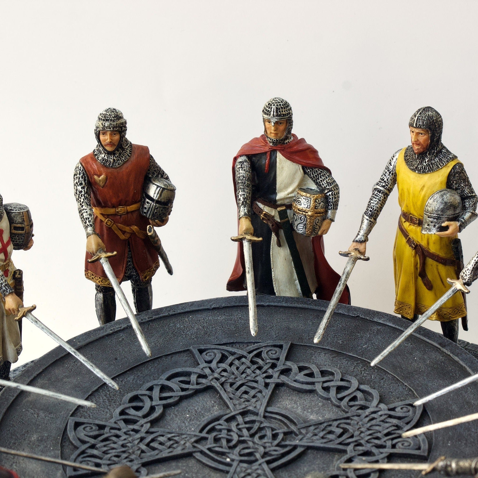 King Arthur with 12 Knights of the Round Table Statue