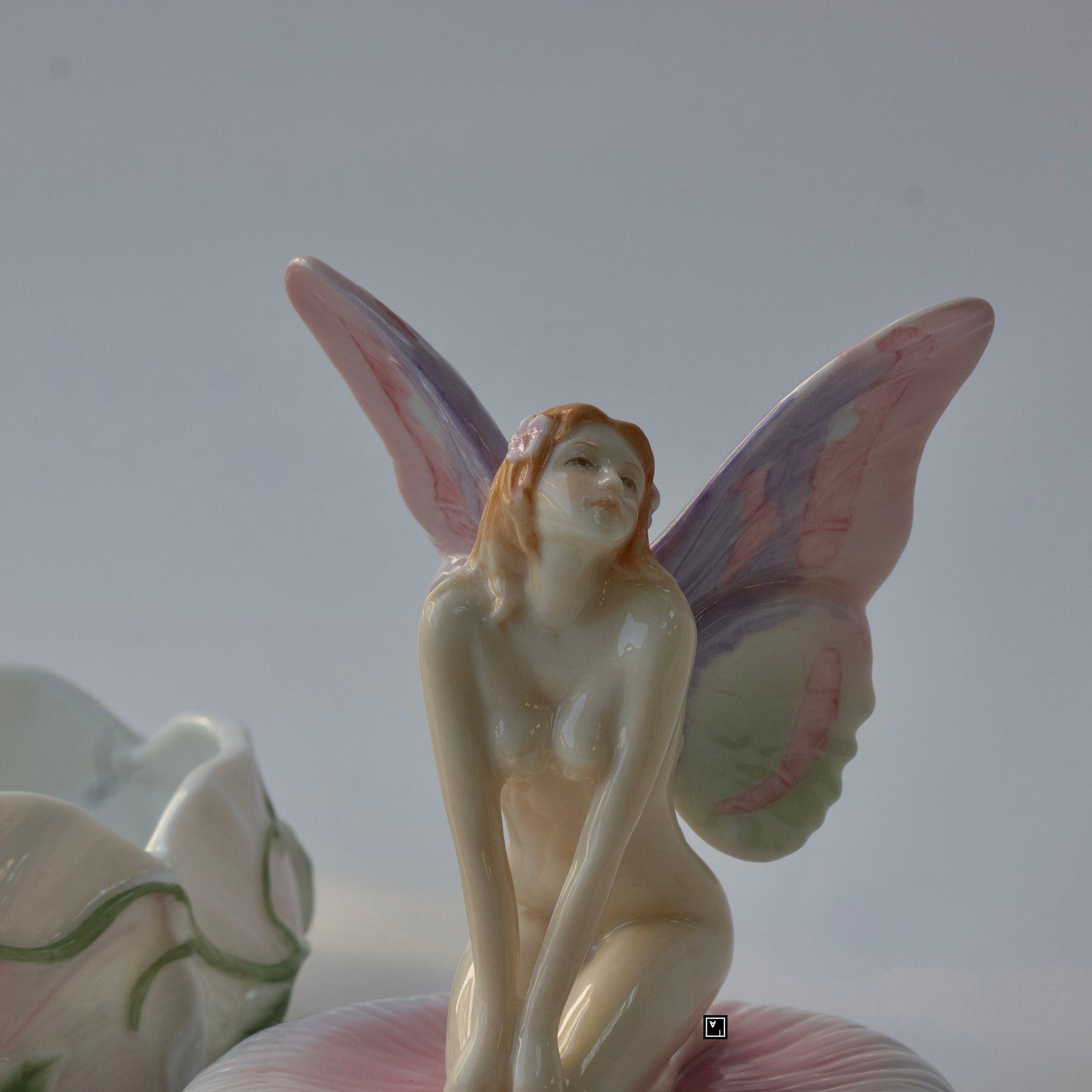 Trinket Box Kneeling Fairy Mauve Blue Wings on Box