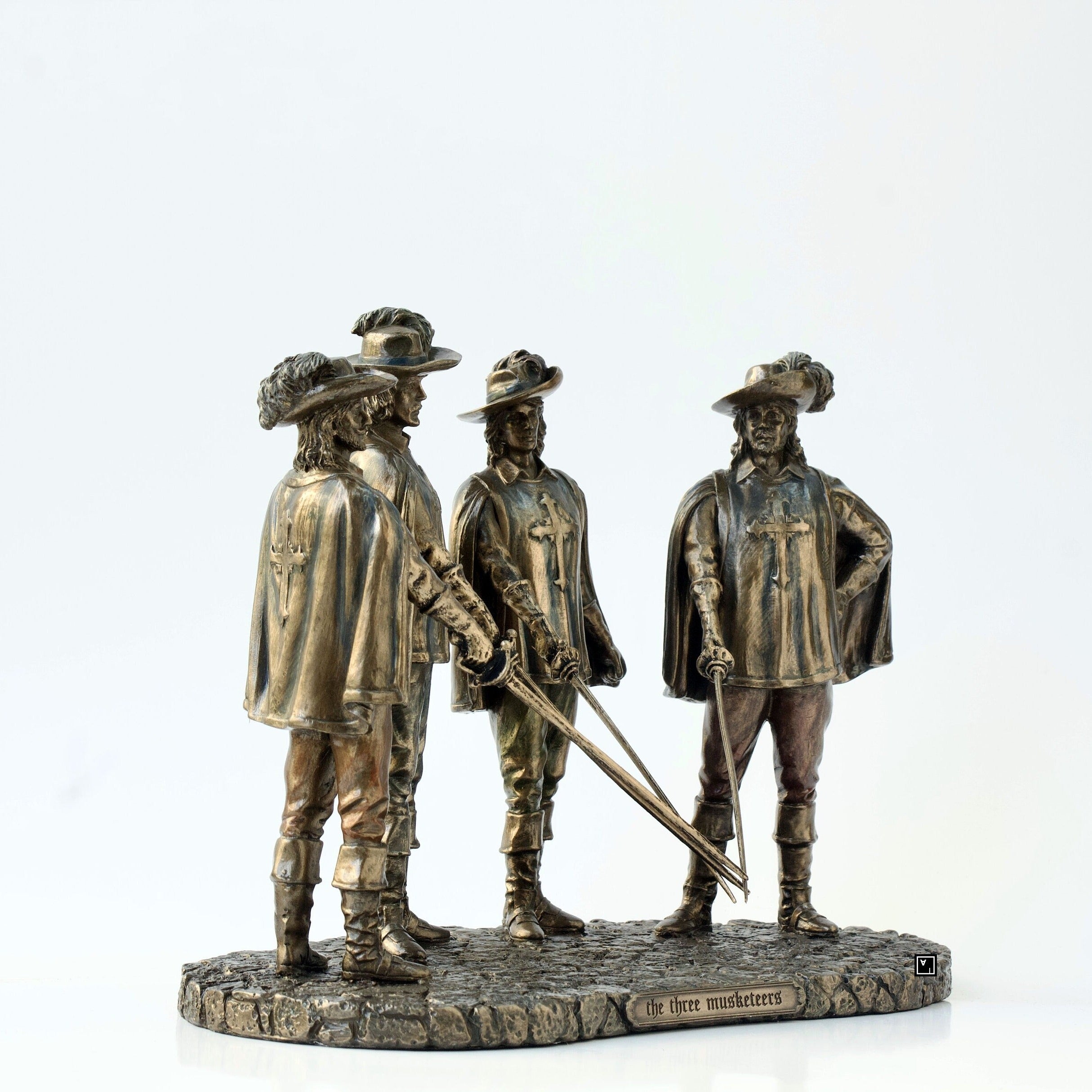 The three Musketeers Statue Figurine. Les Trois Mousquetaires Statue.Alexandre Dumas.Athos, Porthos and Aramis