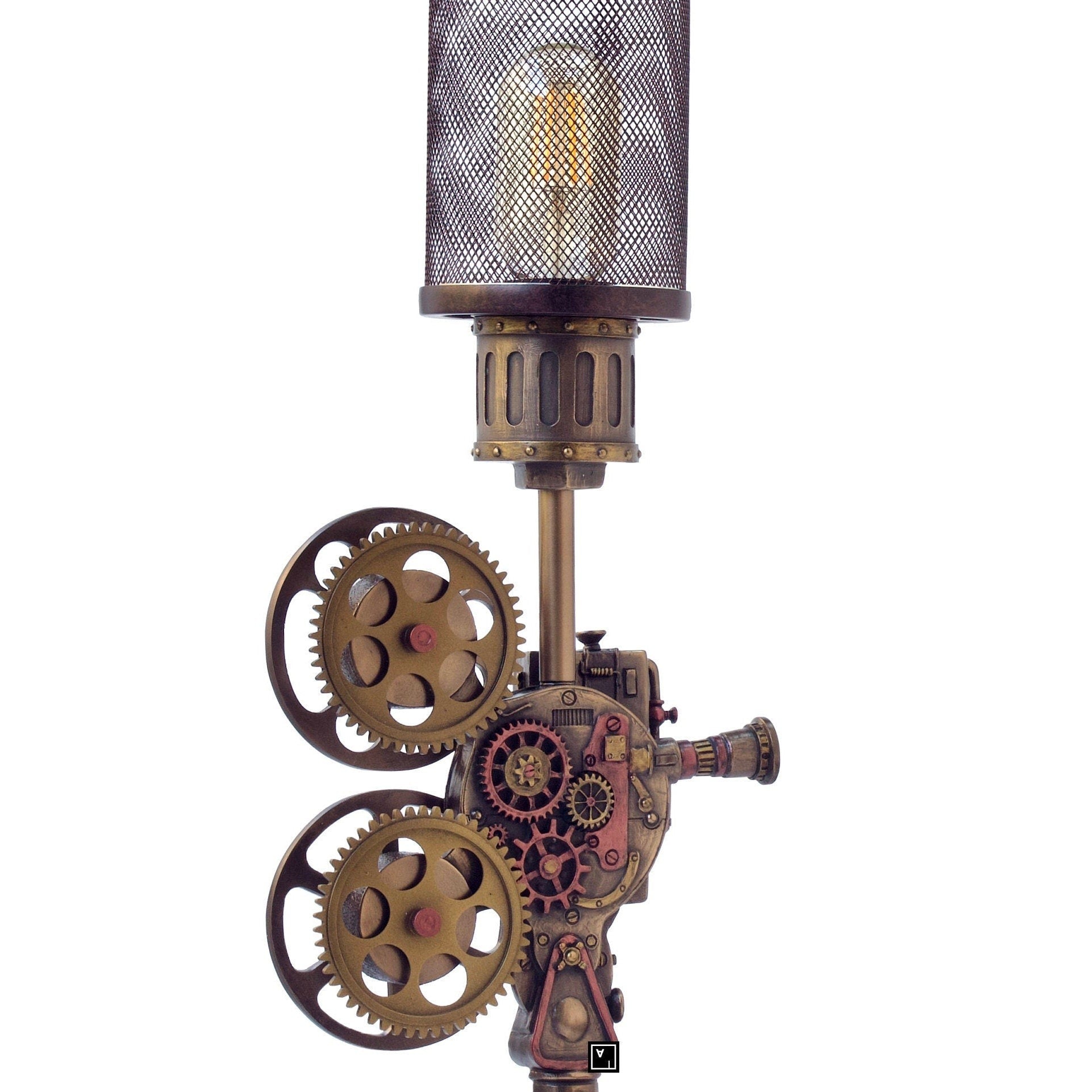 Steampunk Movie Projector Lamp: Retro Camera Style