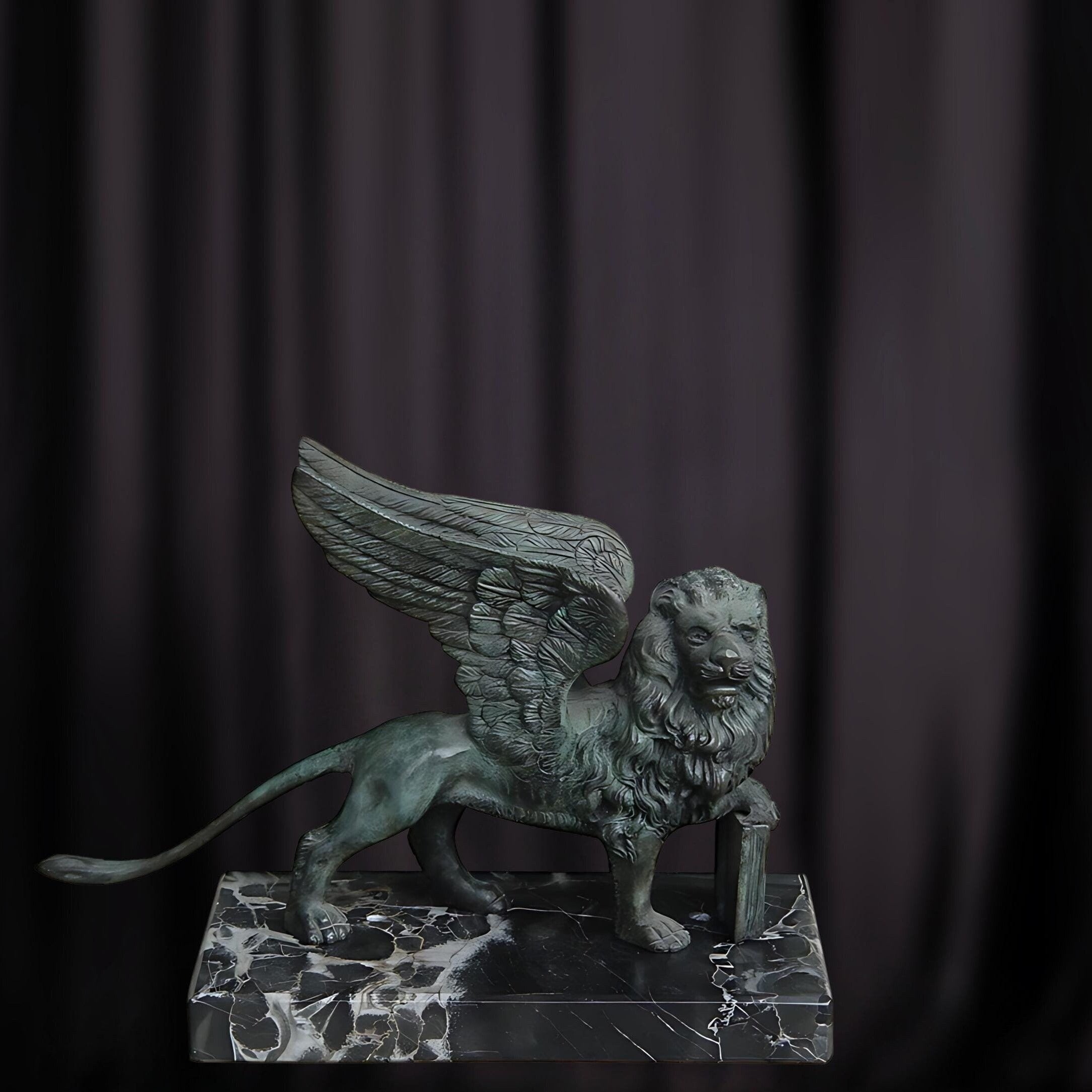 Bronze Winged Lion Sculpture: Saint Mark Lion Figurine