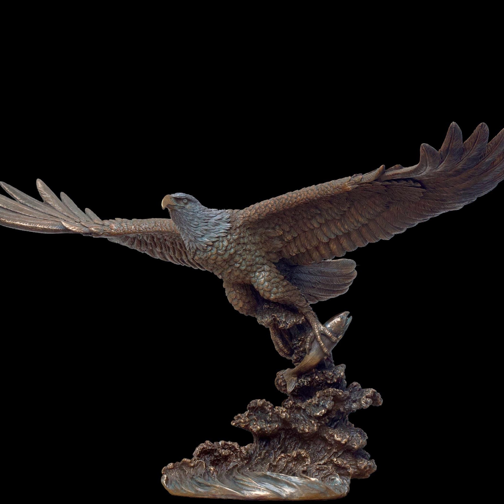Large Bald Eagle Hunting Salmon Statue
