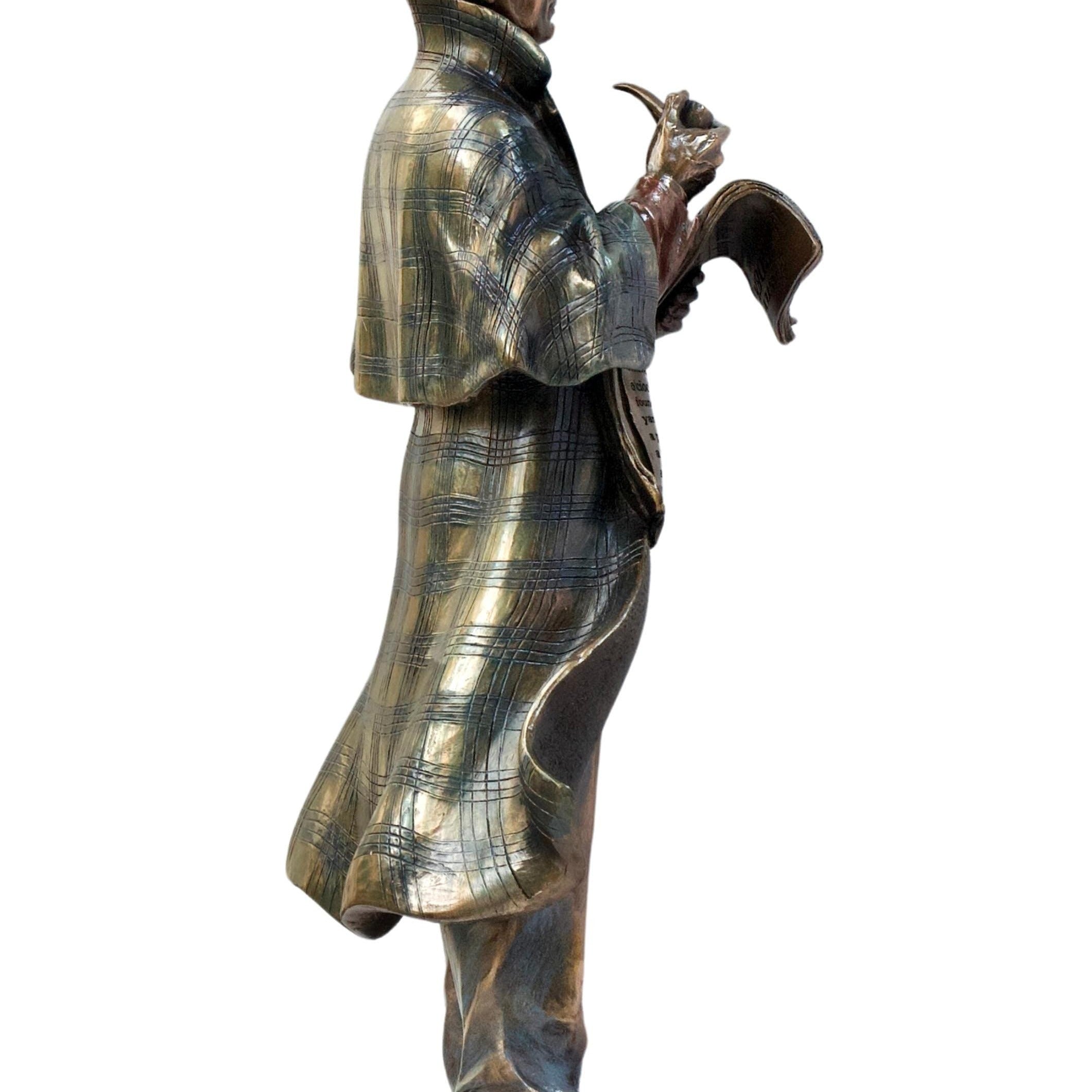 11.02 Inc Detective Sherlock Holmes Statue