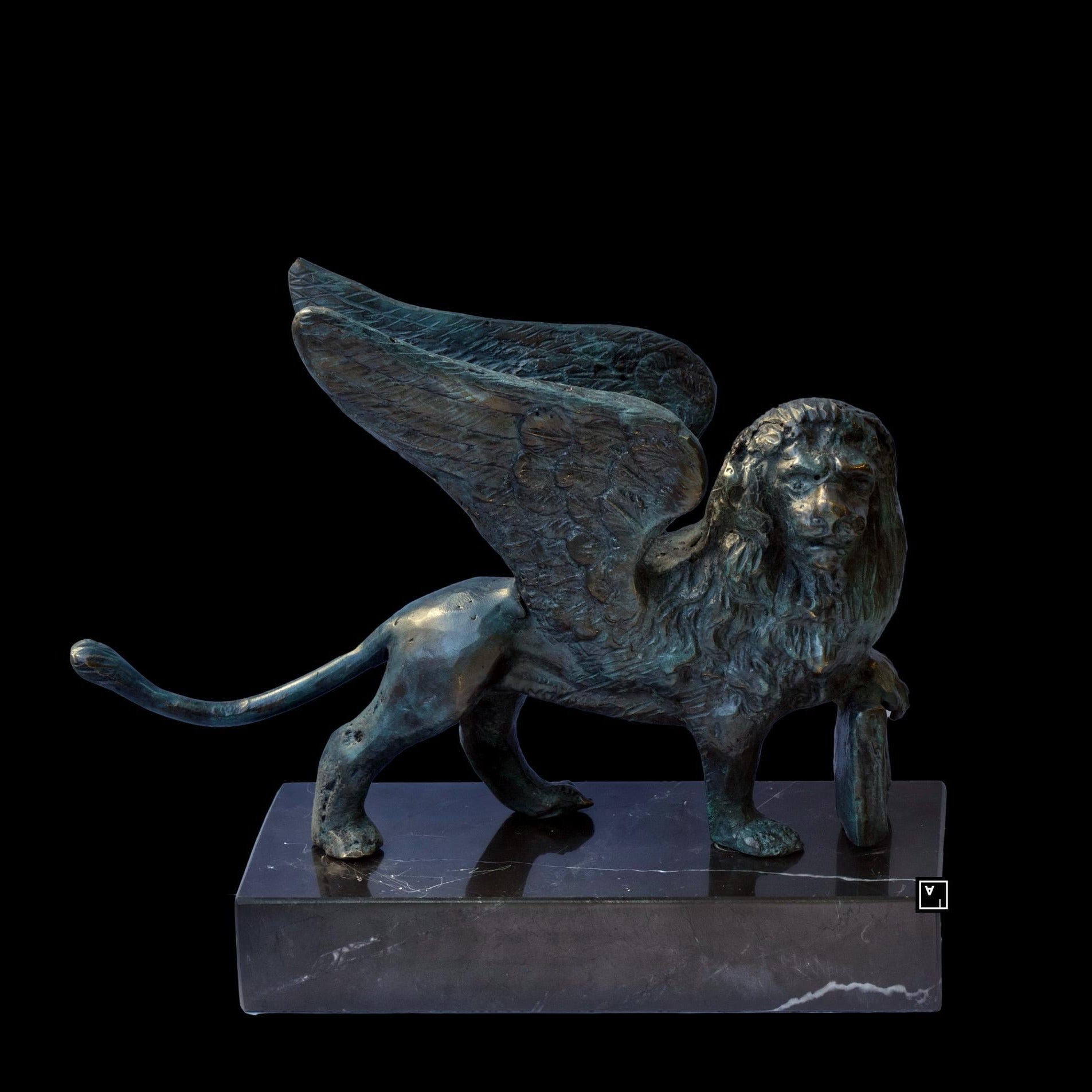 Bronze Winged Lion Sculpture: Saint Mark Lion Figurine