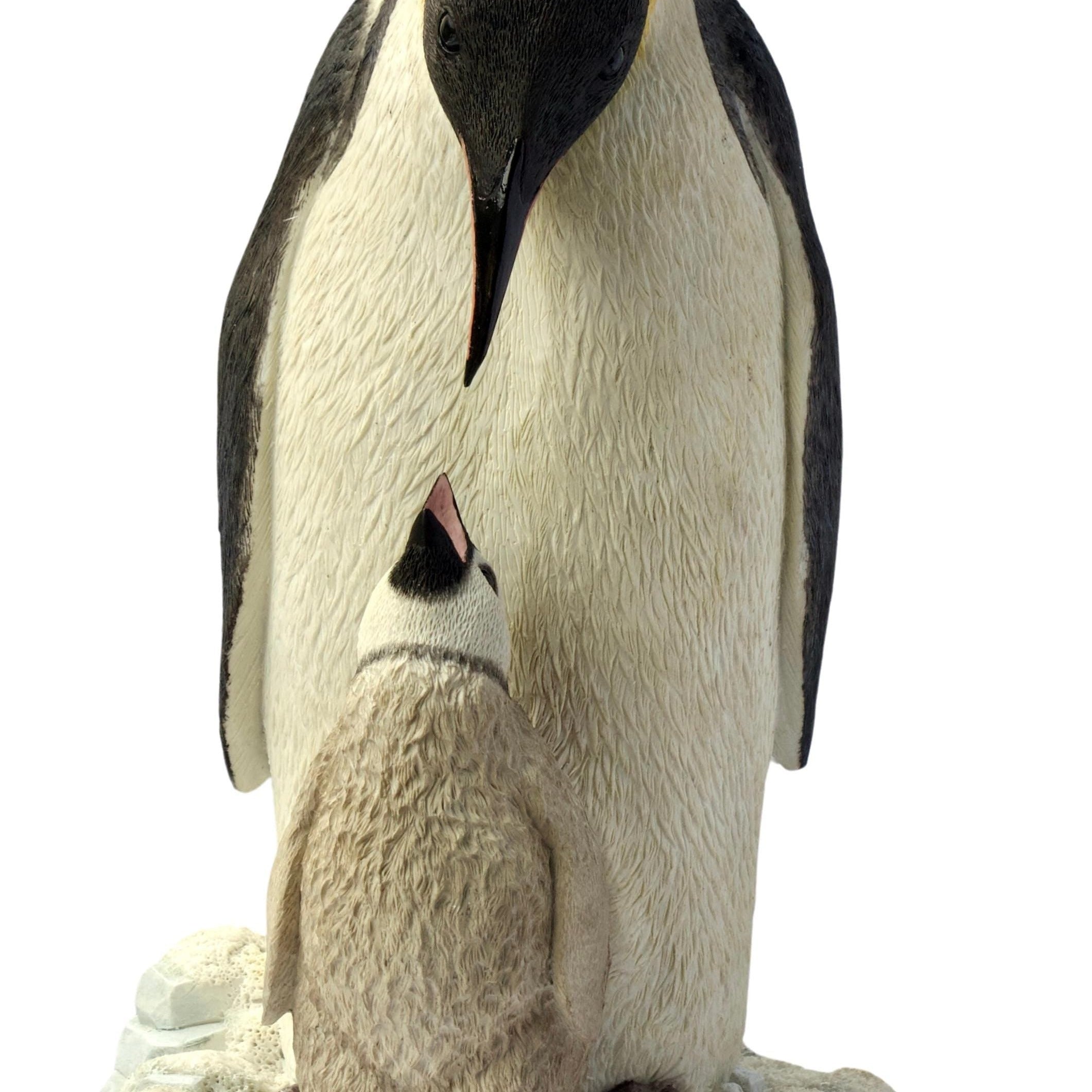 Penguin with Baby Penguin Statue