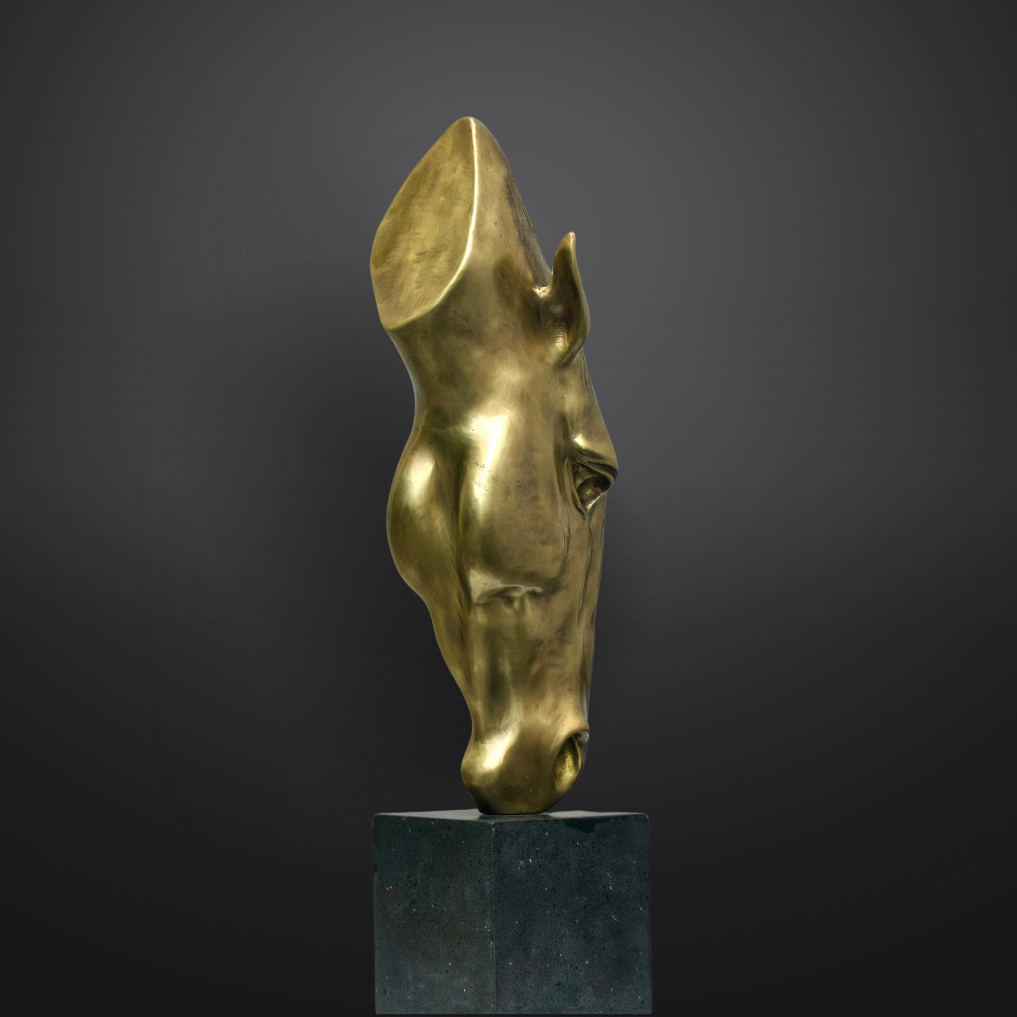 Bronze Horse Head Sculpture: Elegant Equestrian Home Decor (27.55 Inches)