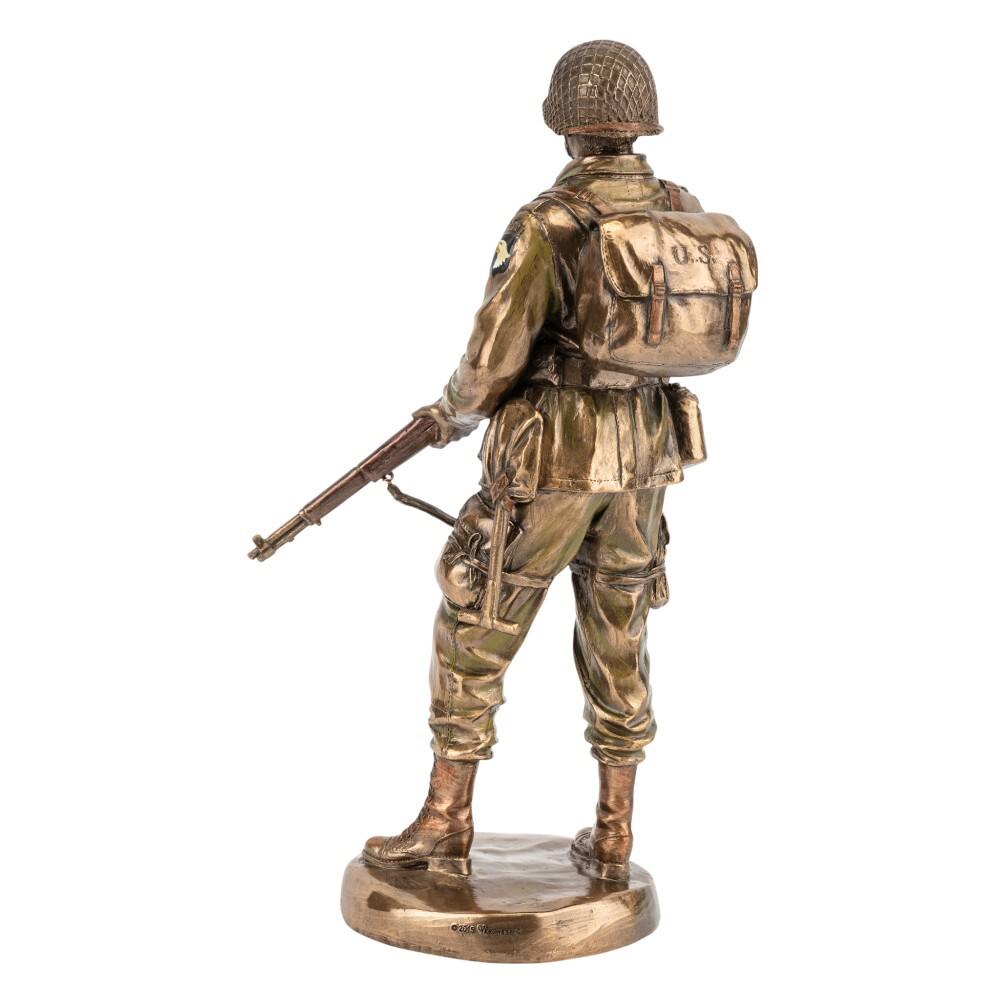 Honor and Courage American WWII Soldier Statue Cold Cast Bronze Military Sculpture 29 cm
