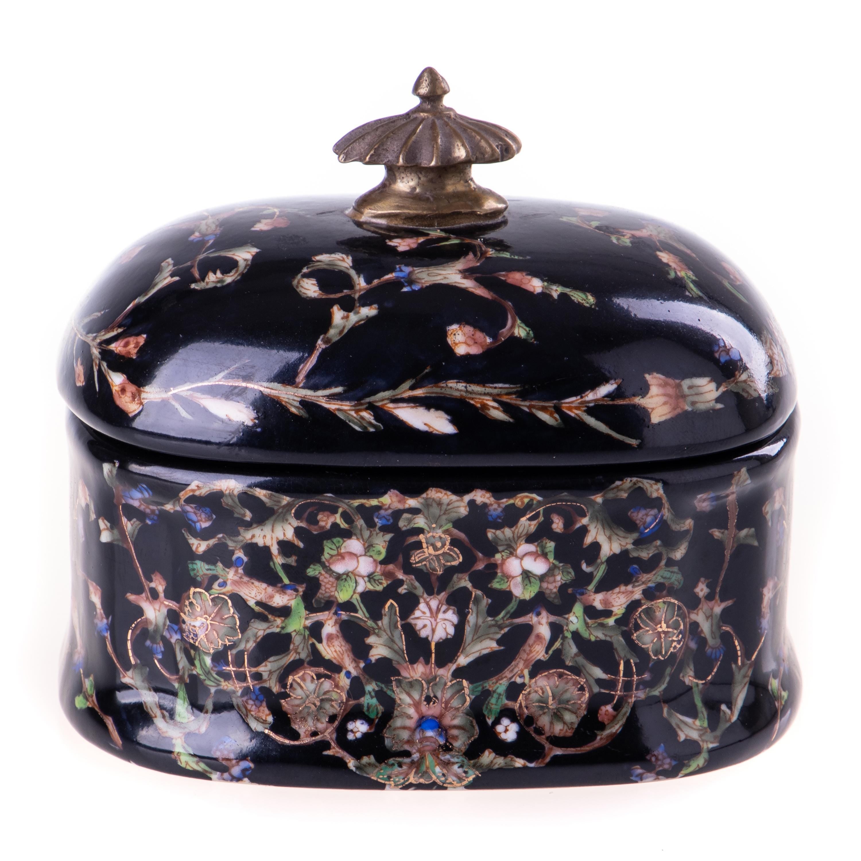 Floral Lacquer Jewelry Box | Handcrafted Ceramic Decor